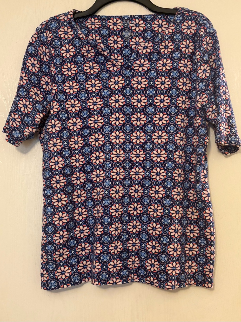 croft & barrow Blue and Pink Short Sleeve Geometric Floral Tee